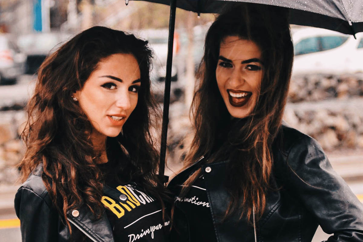 Hostessy M Duo